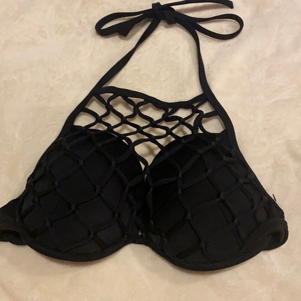 Bikini top